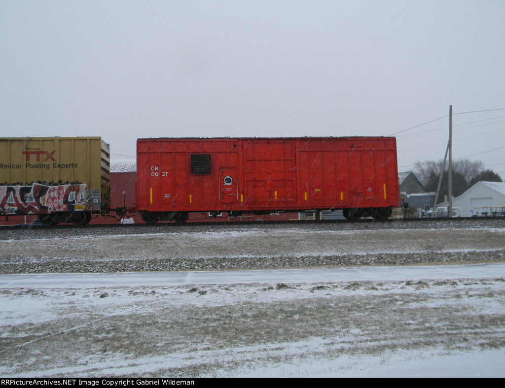 CN 0037